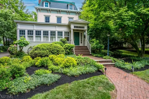 Address Withheld By Seller, North Hollywood, CA 91605