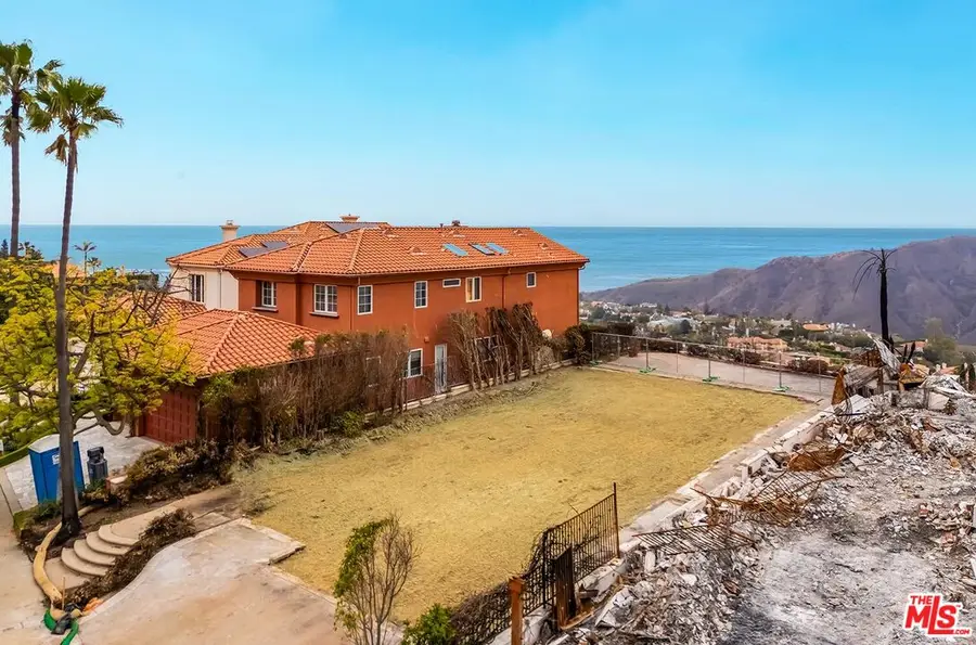 1648 Chastain, Pacific Palisades, CA 90272 - Image #3