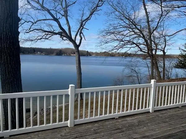 9577 Shore Drive, Mecosta, MI 49332