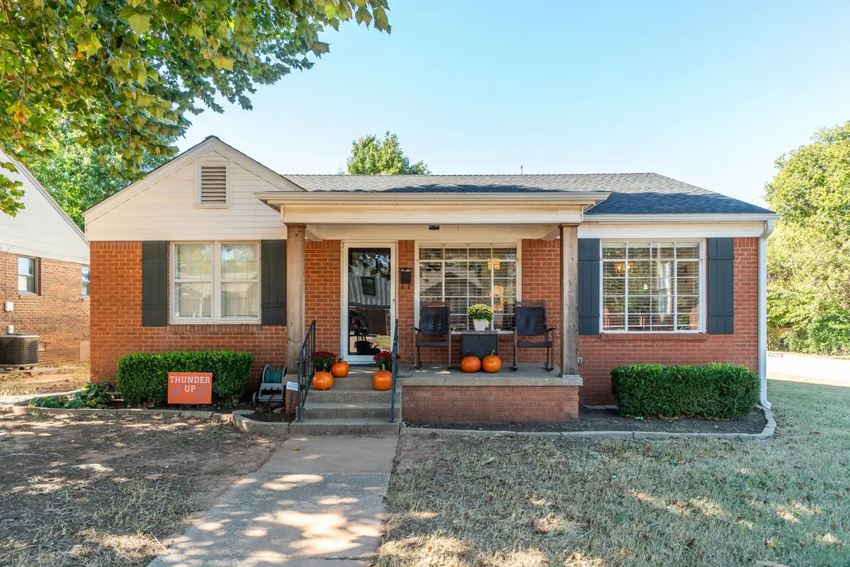 5221 N Dewey Avenue, Oklahoma City, OK 73118 - Image #1