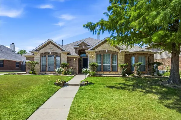 1216 Bridle Latch Drive, Fort Worth, TX 76052