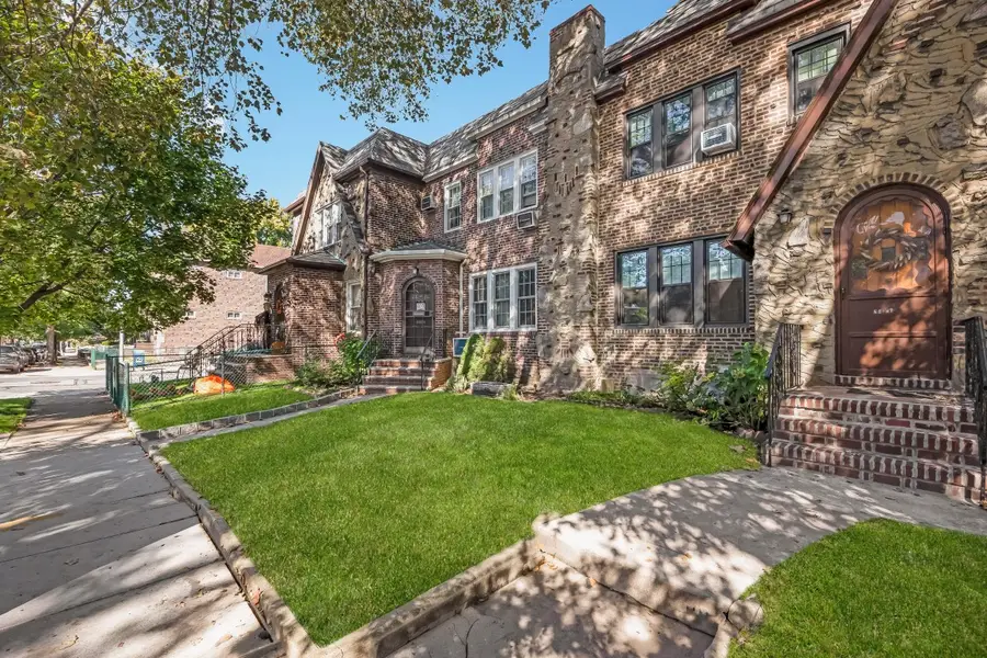 64-57 83rd Place, Middle Village, NY 11379 - #2