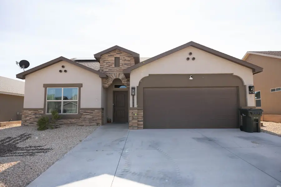 1909 Lanette Dr, Carlsbad, NM 88220 - #2