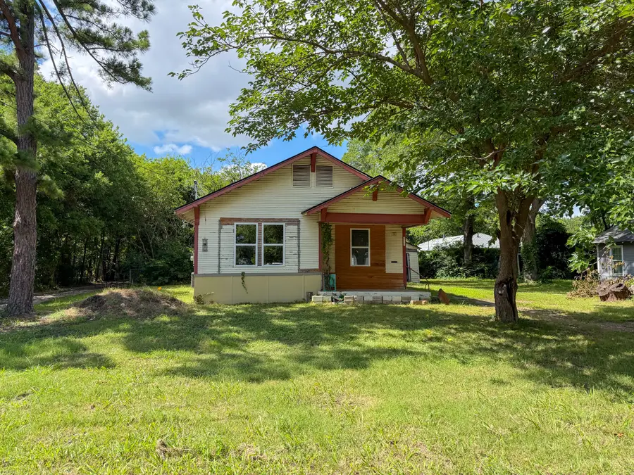 1617 E College Street, Sherman, TX 75090 - #2