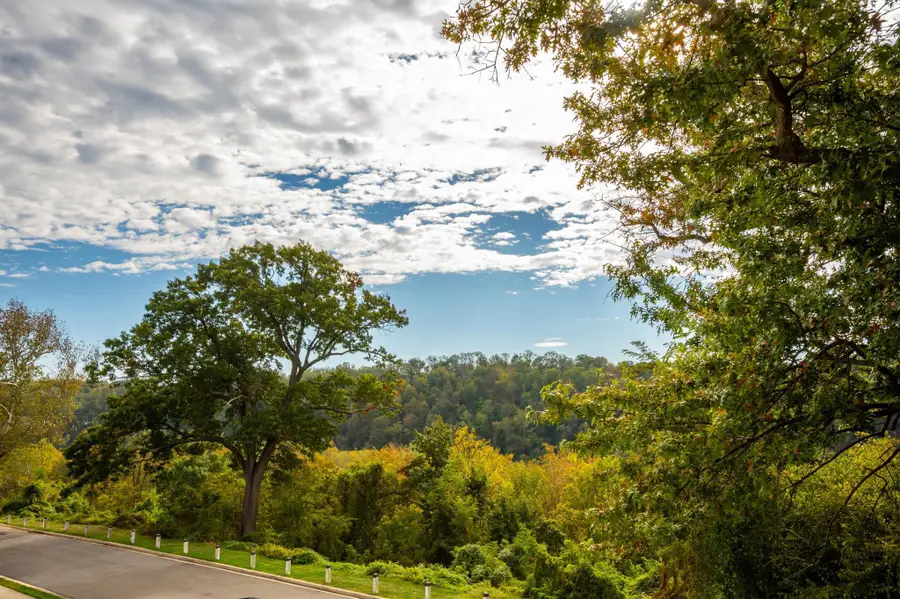 5431 Potomac Ave Nw, Washington, DC 20016 - #2