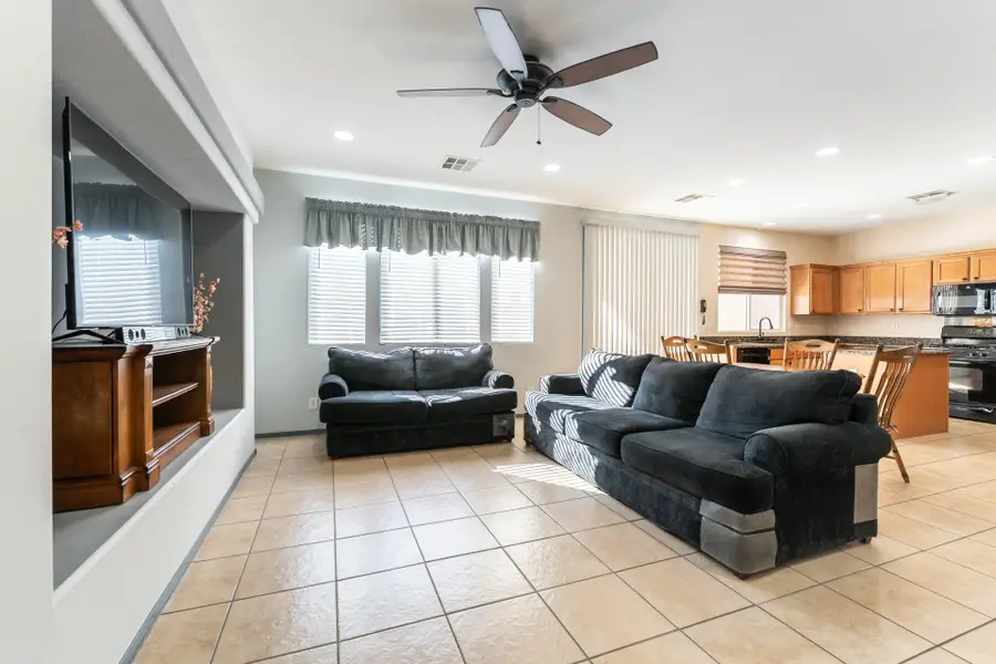 4705 White Stork Drive, North Las Vegas, NV 89084 - Image #3