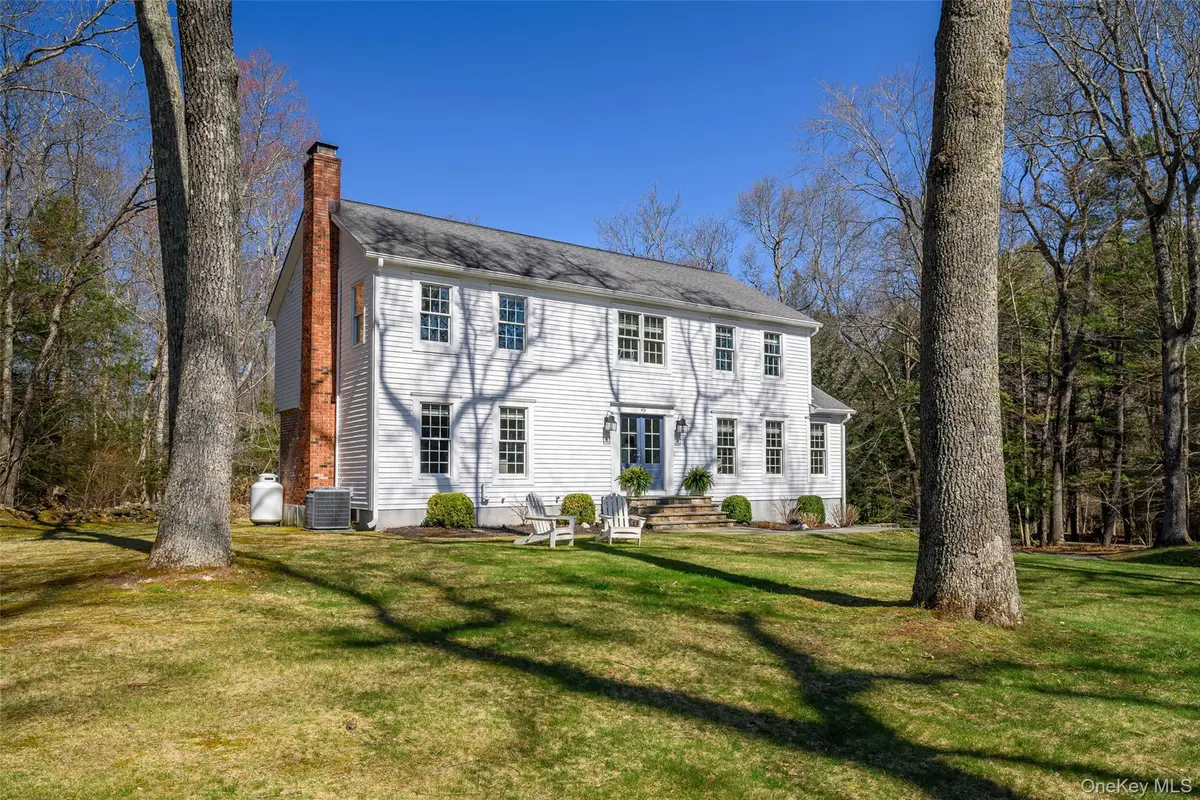 15 Timbermill Road, Newtown, CT 06482 - #1