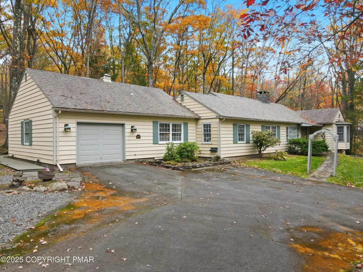 519 Pheasant Lane, Buck Hill Falls, PA 18323 - Image #1