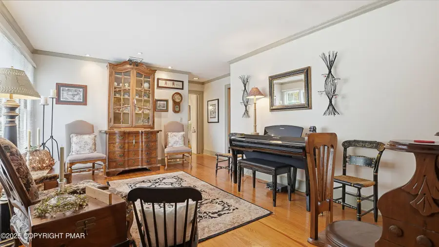 519 Pheasant Lane, Buck Hill Falls, PA 18323 - Image #3