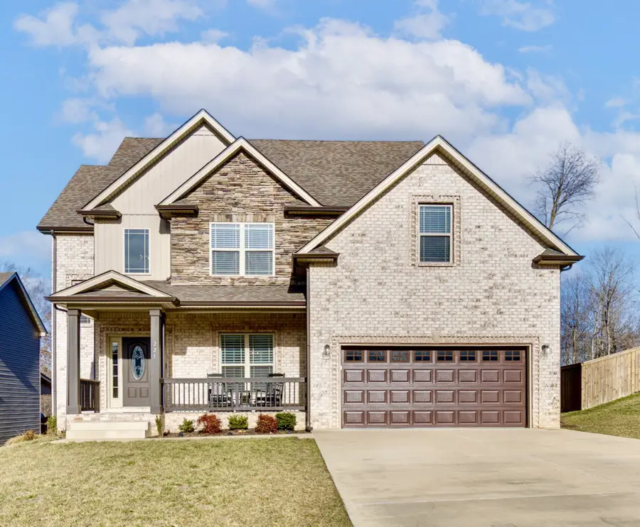 225 Penelope Ln, Clarksville, TN 37043 - #2