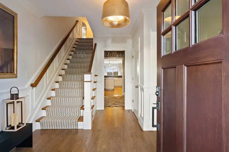 56 Crescent Rd, Needham, MA 02494 - #3