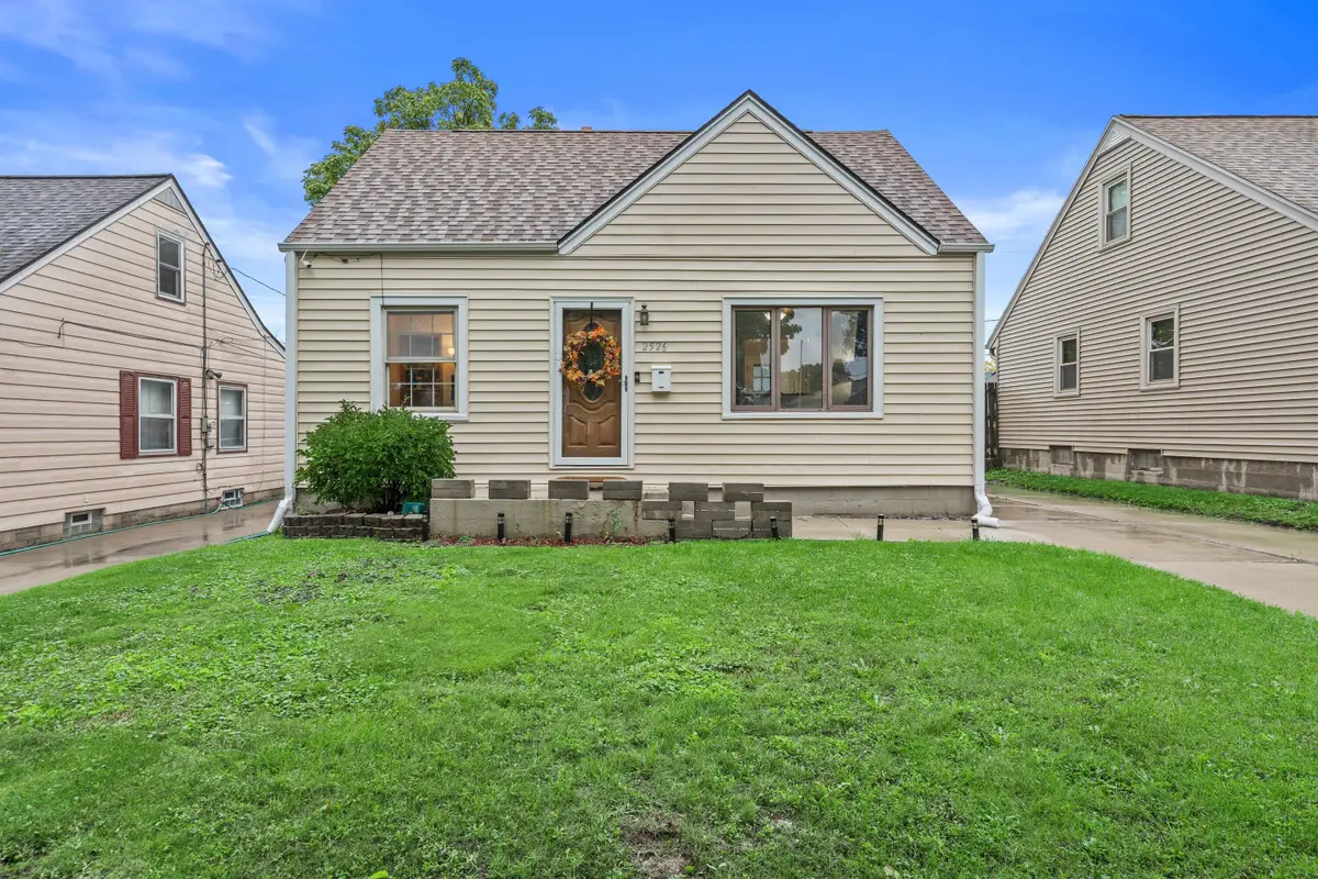 2526 S 70th St, Milwaukee, WI 53219 - #1
