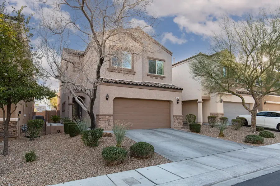 8465 Spirit Vale Avenue, Las Vegas, NV 89117 - #2