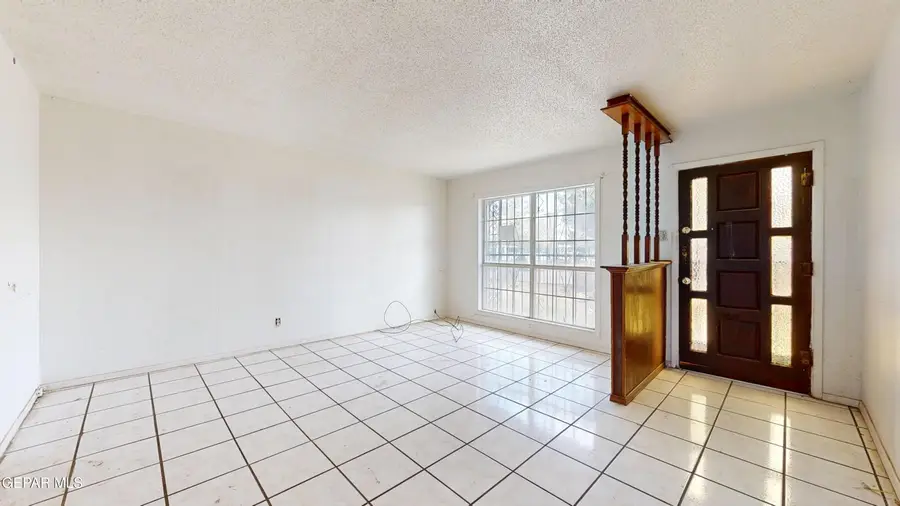 135 Baywood Road, El Paso, TX 79915 - #3
