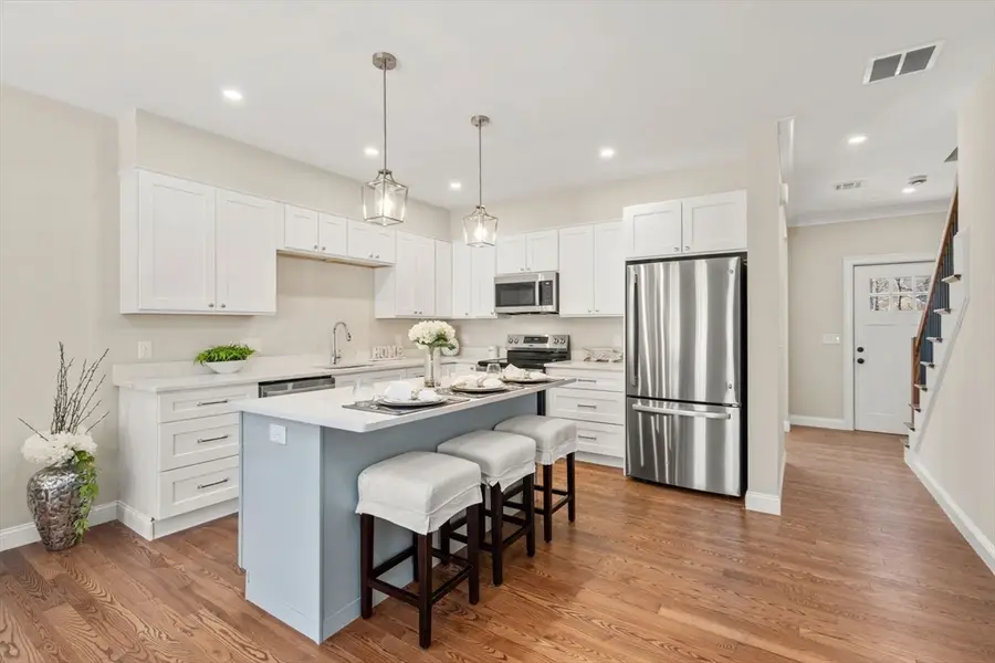 30 Danielles Way, Worcester, MA 01606 - Image #2