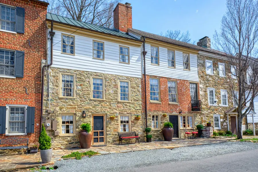 40162 Main St, Waterford, VA 20197 - #2