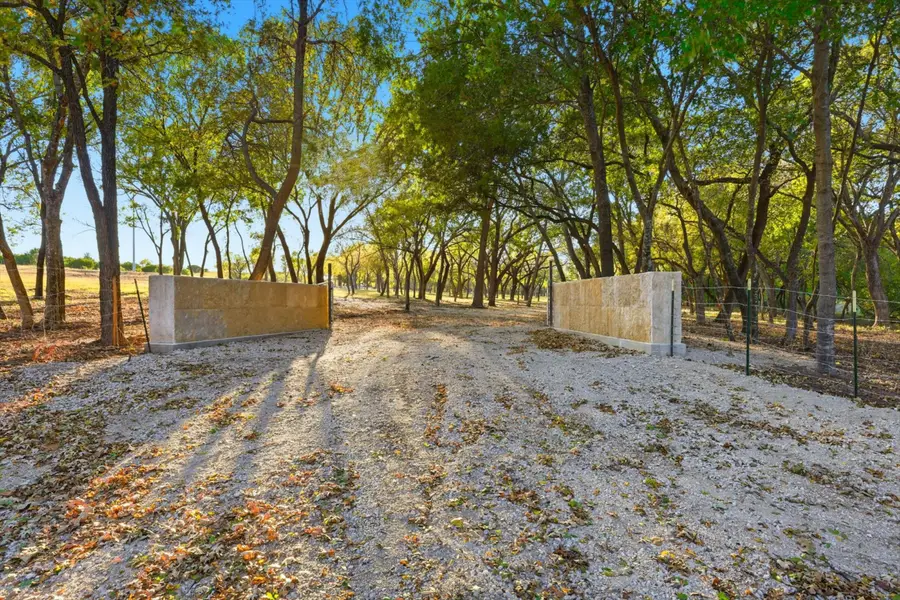 2401 Bear Creek Road #ESTATE 2, Aledo, TX 76008 - #3