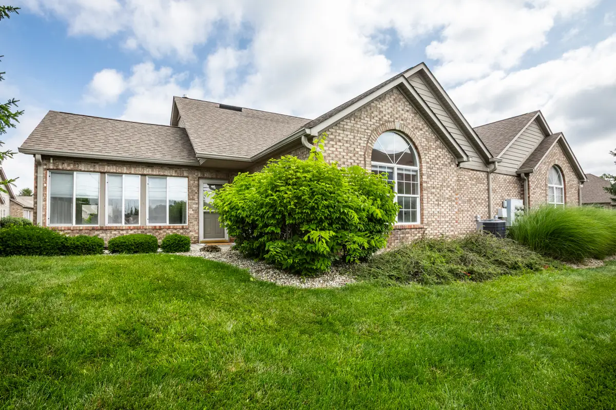 2336 Steeple Chase, Shelbyville, IN 46176 - #1