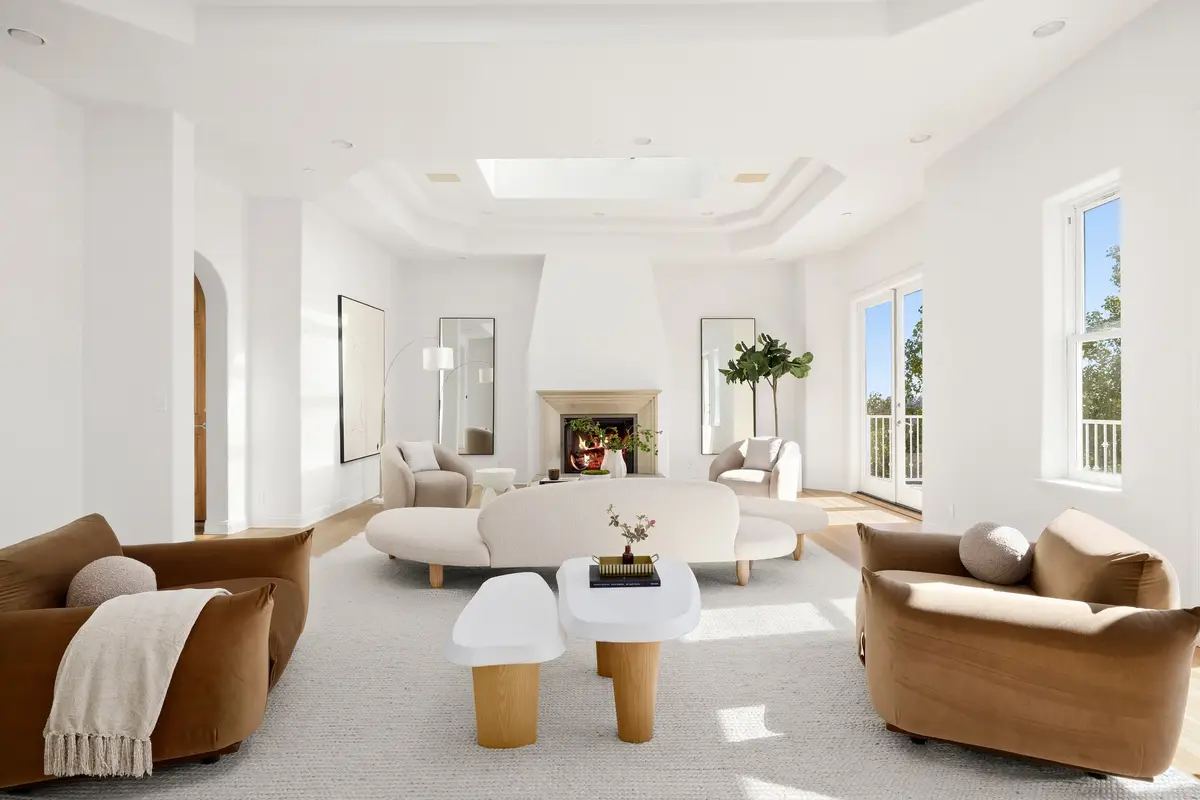 1939 Stradella Road, Los Angeles, CA 90077 - Image #1