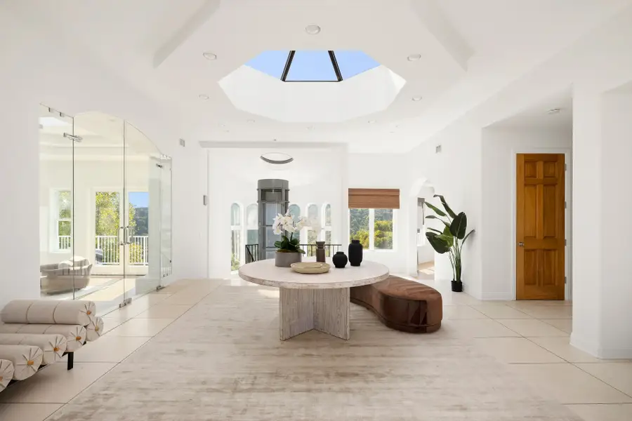 1939 Stradella Road, Los Angeles, CA 90077 - Image #2