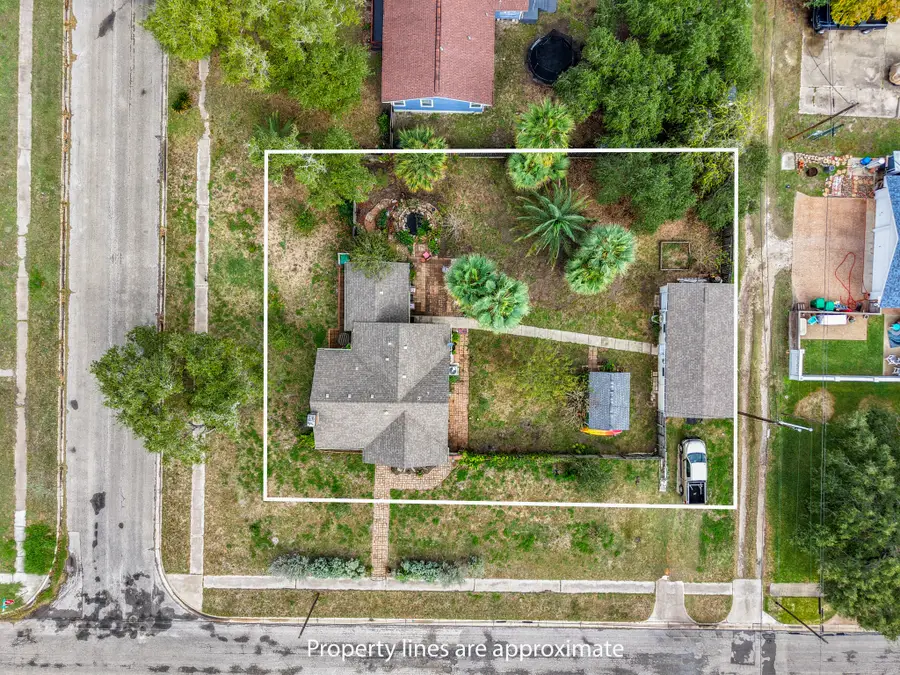 444 Wheeler Avenue, Aransas Pass, TX 78336 - Image #2