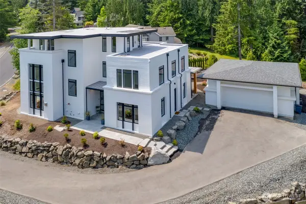 2115 Squak Mountain Loop Sw, Issaquah, WA 98027