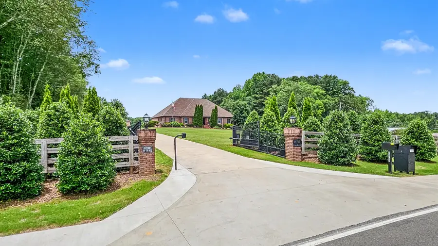 15741 Line Road, Athens, AL 35613 - #2