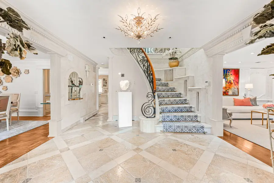 22 Fawn Drive, Montville, NJ 07045 - Image #2