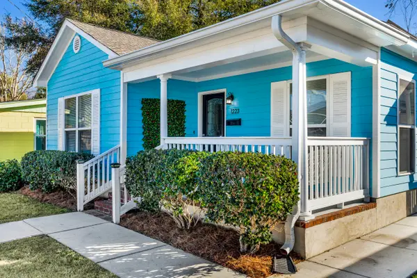 1223 E Waldburg Street, Savannah, GA 31404