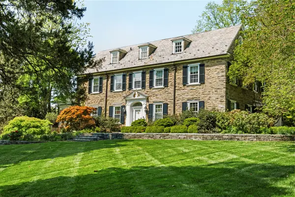 9 Norman Ln, PHILADELPHIA, PA 19118