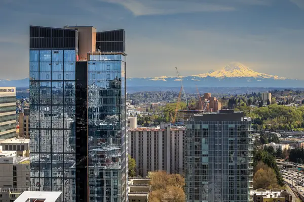 800 Columbia Street #2307, Seattle, WA 98104