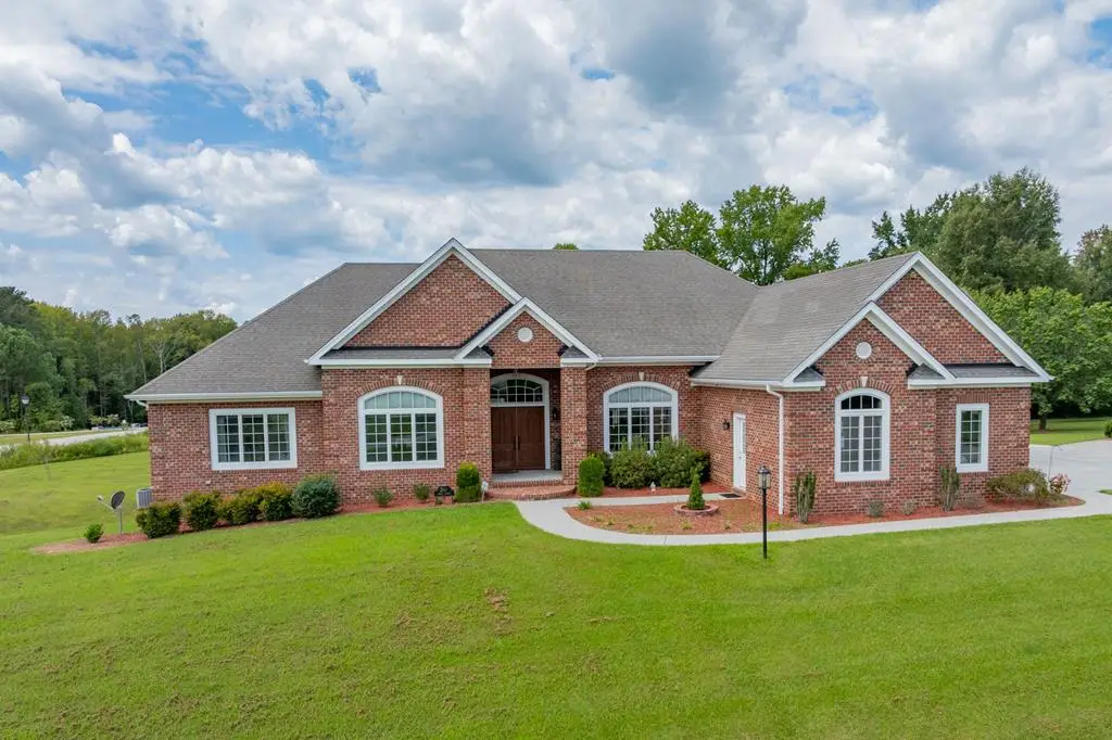 207 Apple Street, South Hill, VA 23917 - #1