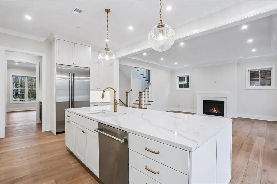 7303 Pomander Ln, Chevy Chase, MD 20815 - Image #3