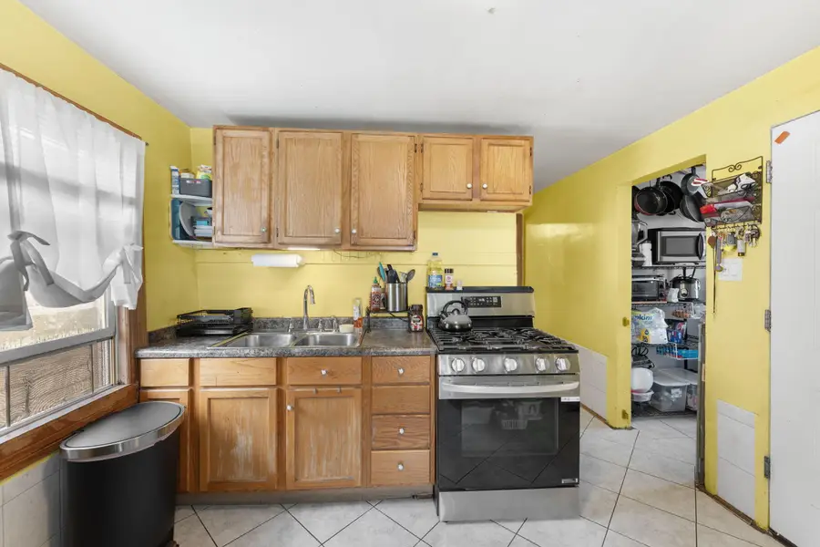1916 S 7th St, Milwaukee, WI 53204 - #3