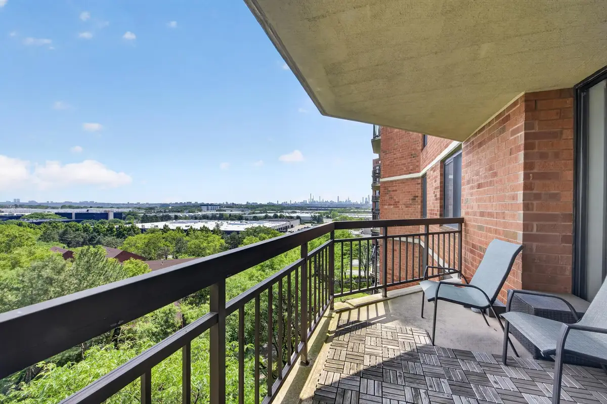 827 HARMON COVE TOWER #827, Secaucus, NJ 07094 - #1