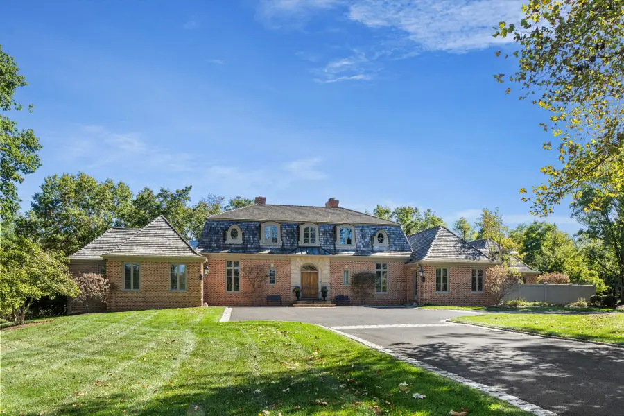 6220 Sheaff Ln, Fort Washington, PA 19034 - Image #2