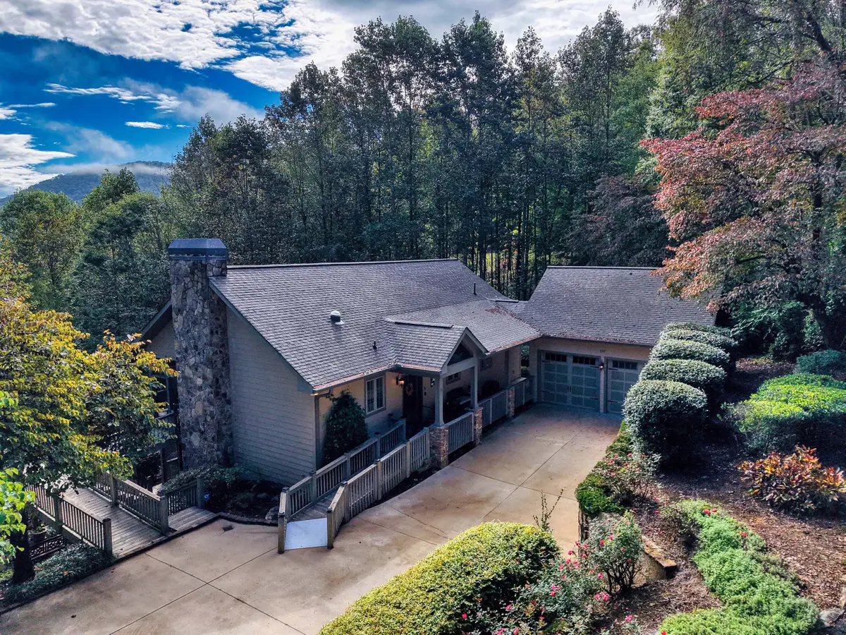 197 Eagles View Road, Hayesville, NC 28904 - Image #1