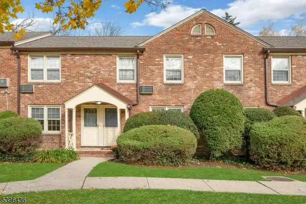 380 Main St #19, Chatham Boro, NJ 07928