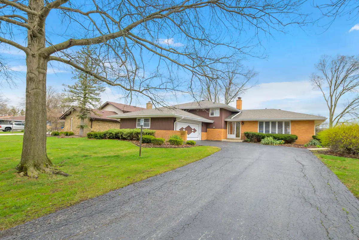 12853 S Cedar Lane, Palos Heights, IL 60463 - #1