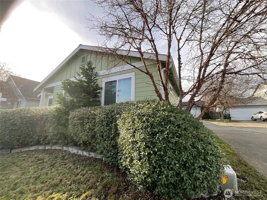 1105 NE Cordero Drive, Oak Harbor, WA 98277 - Image #2