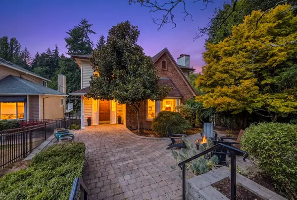 4027 35th Avenue W, Seattle, WA 98199
