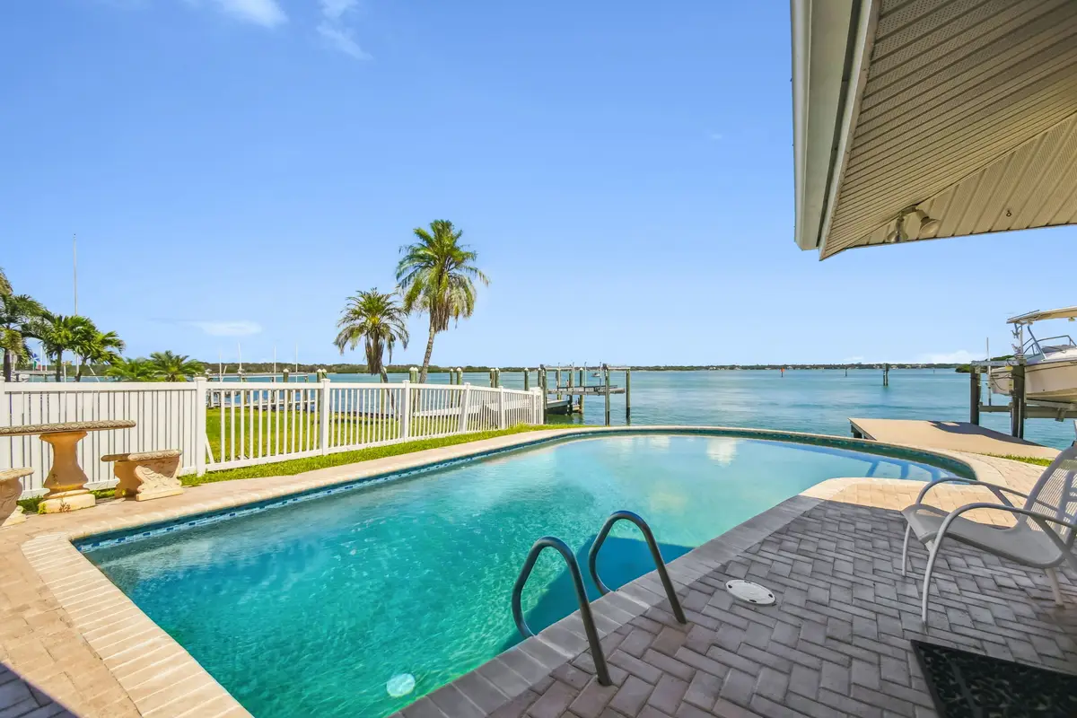 529 Johns Pass Avenue, Madeira Beach, FL 33708 - Image #1
