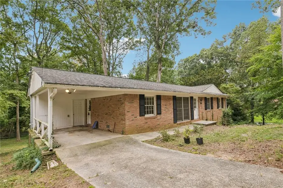 437 Mount Vista Road, Stone Mountain, GA 30087 - Image #2