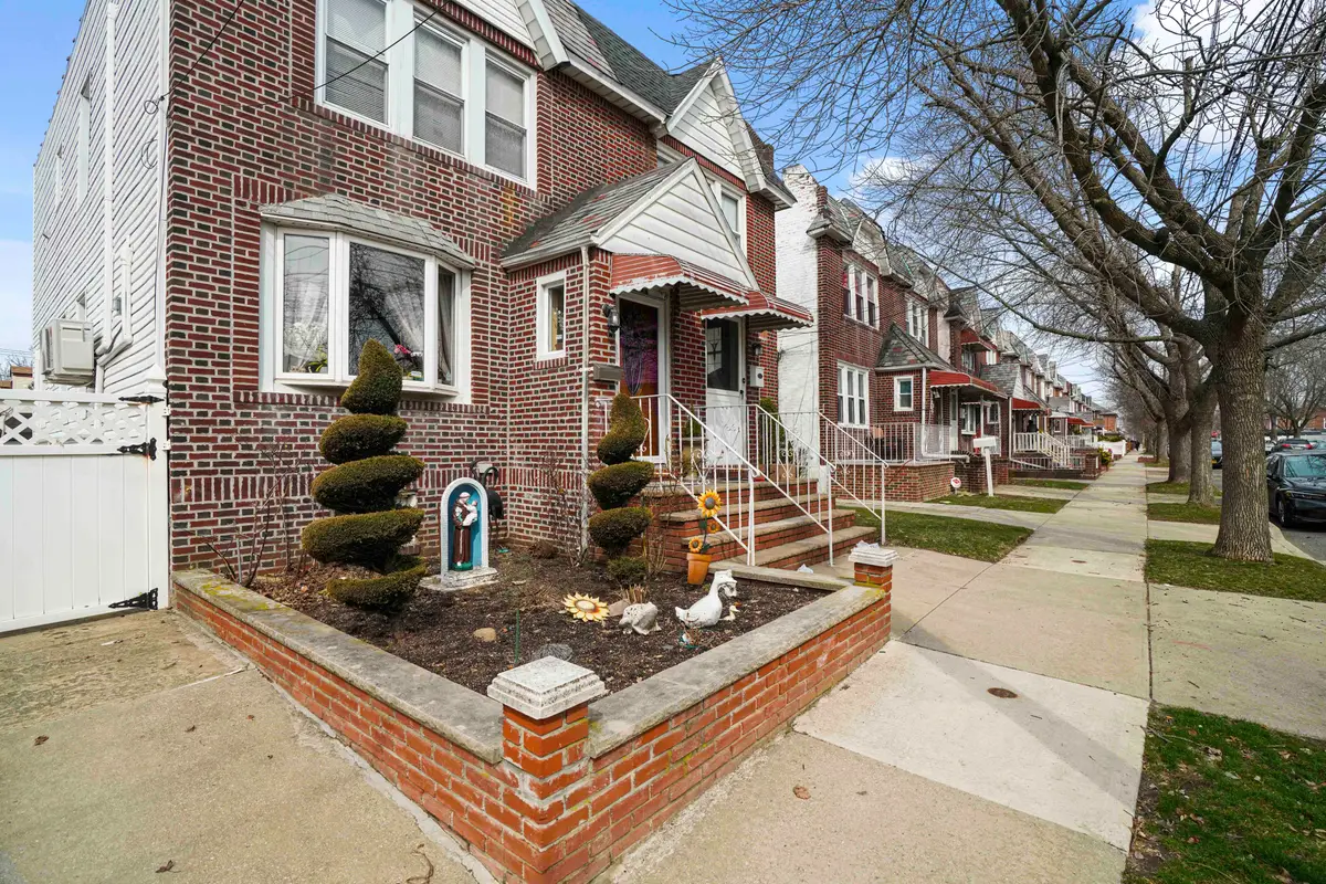 135-48 115th Street, South Ozone Park, NY 11420 - #1