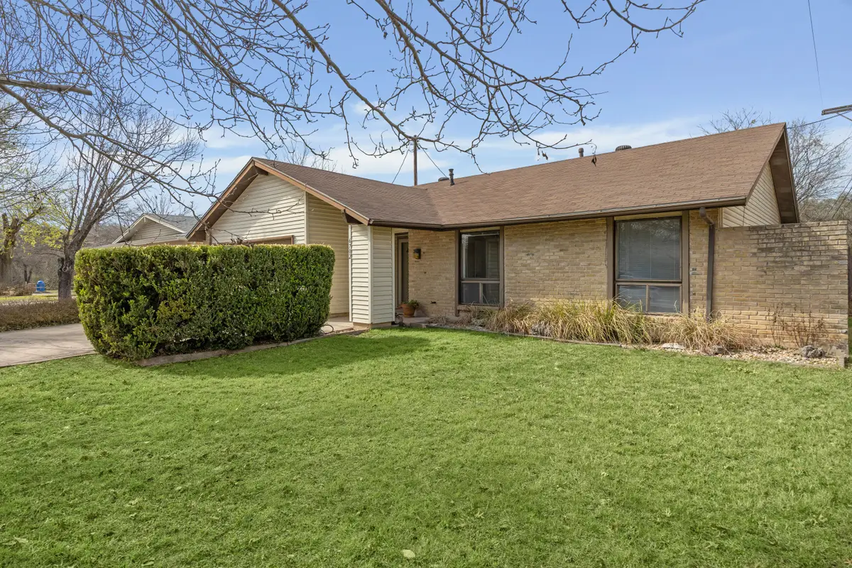 6702 Langston Dr, Austin, TX 78723 - #1