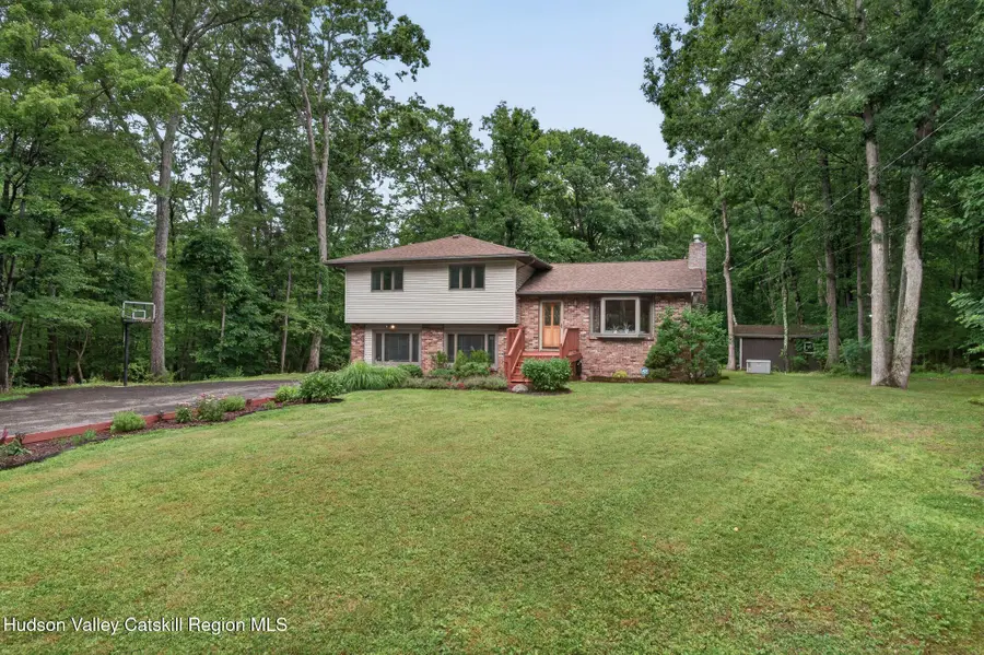 11 Mary Lou Lane, Shokan, NY 12481 - #2