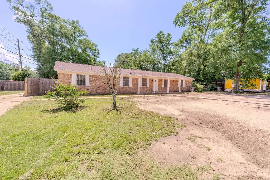 8090 Tippin Ave, Pensacola, FL 32514 - #1