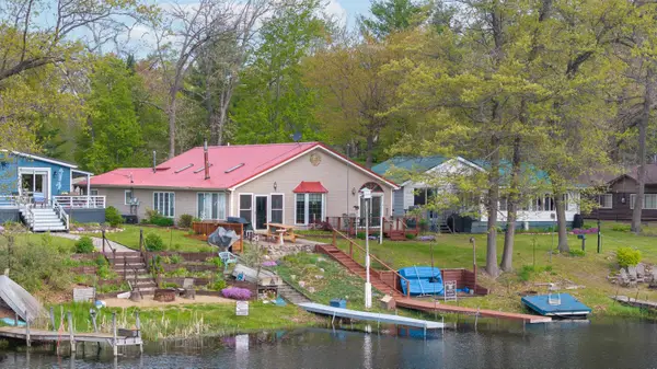 781 N Blue Gill Lake Road, Harrison, MI 48625