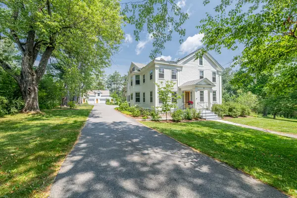 212 Taconic Road, Manchester, VT 05254