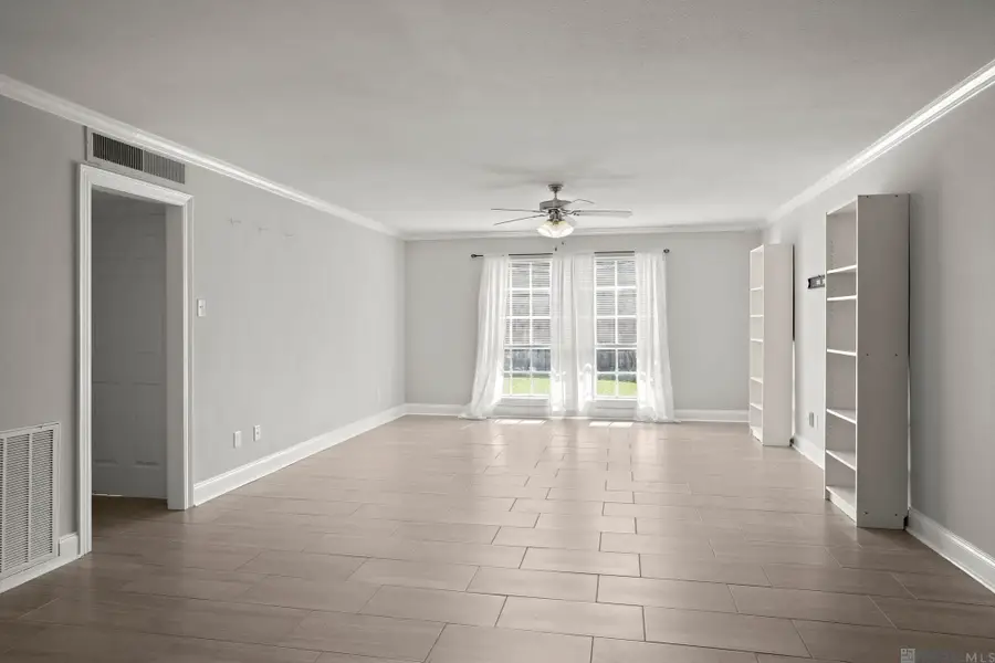 10438 Jefferson Hwy #38D, Baton Rouge, LA 70809 - #2
